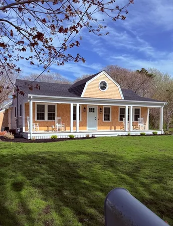$999,999 | 20 Pine Street, Dennis, MA 02639