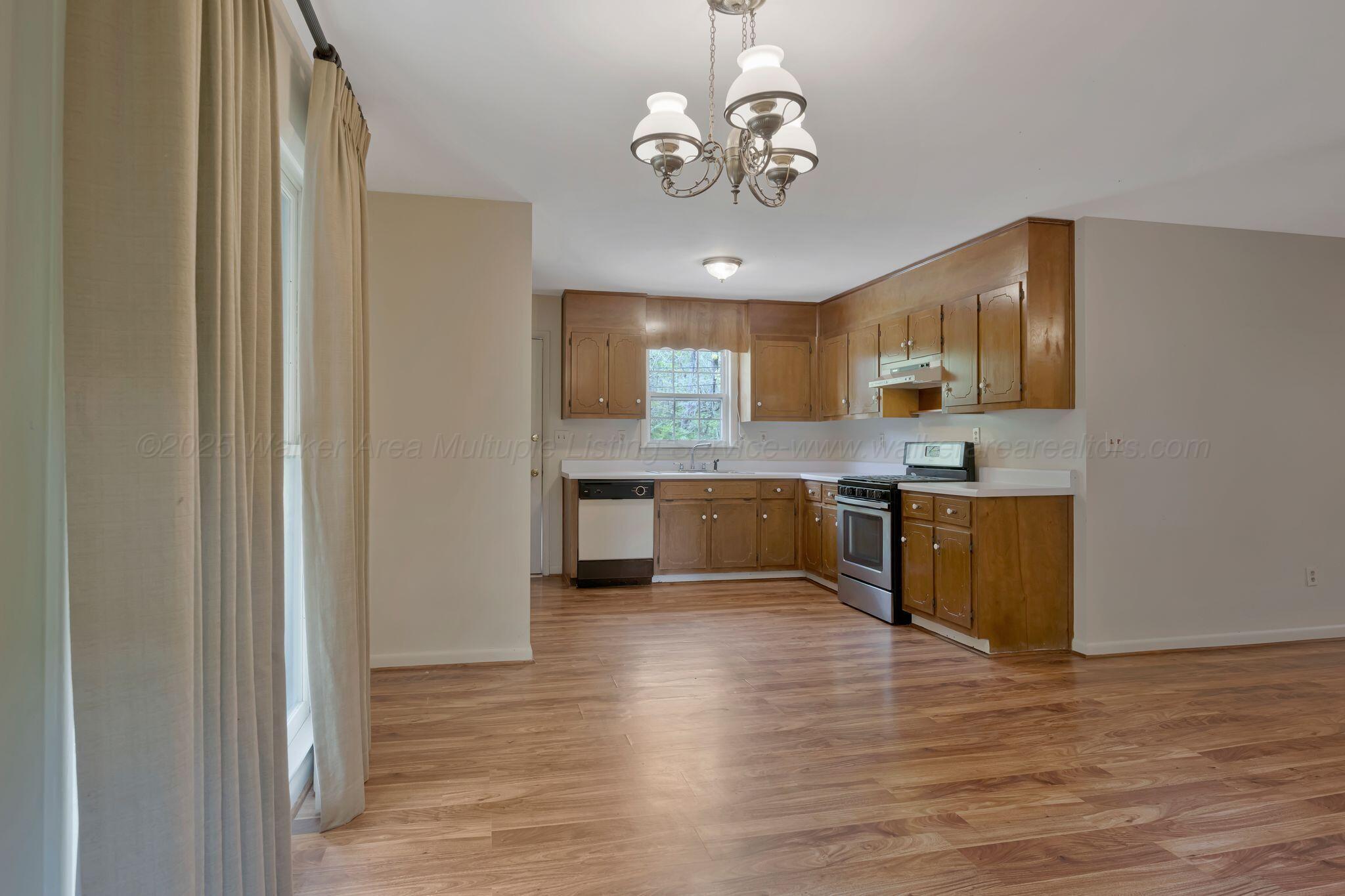 801 Excalibur Road Jasper, AL 35503 - Photo 42 of 49 Open Layout