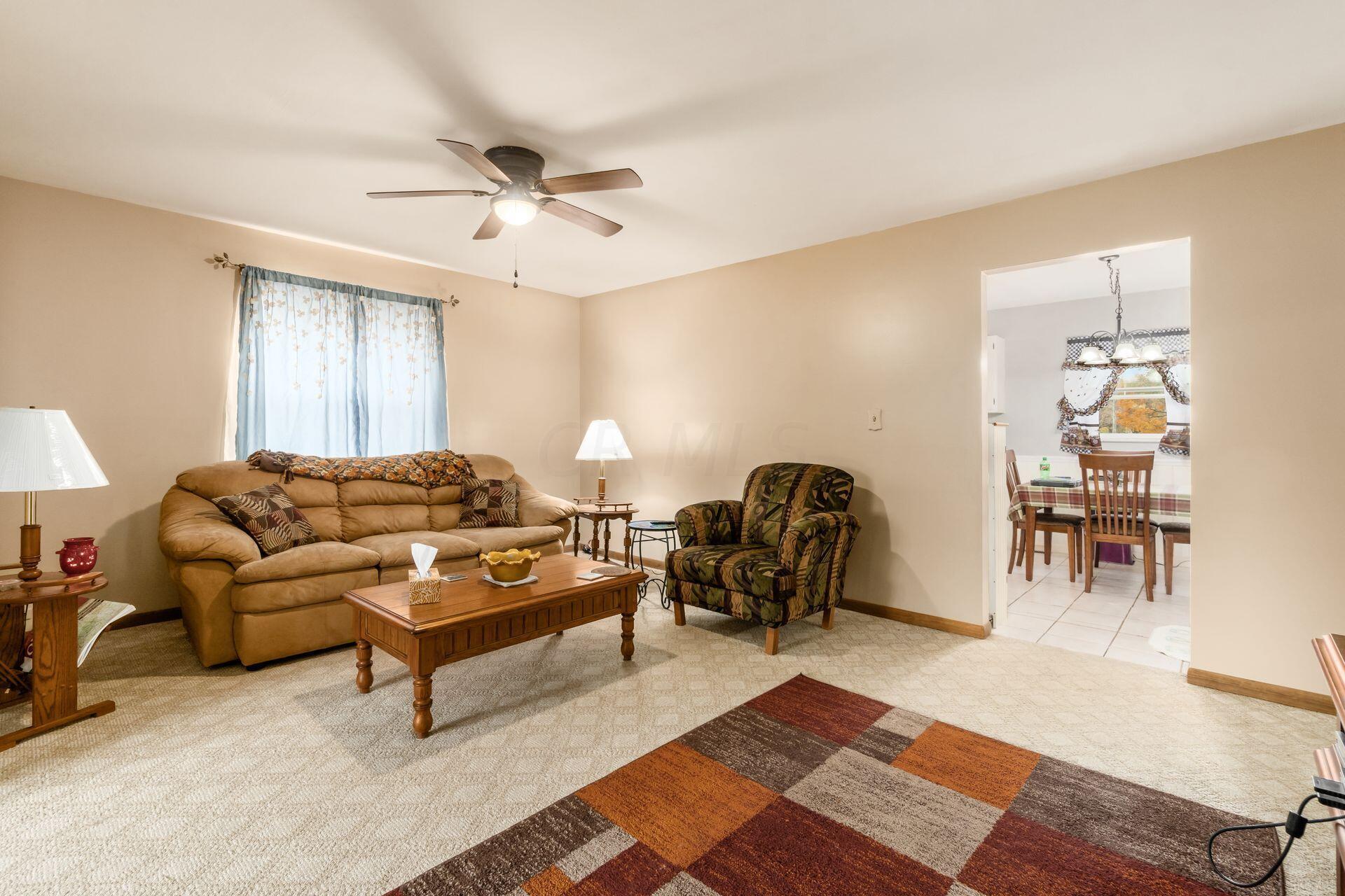 3867 Armada Road Columbus, OH 43232 - Photo 6 of 24 018__S - 3867 Armada Rd - 039