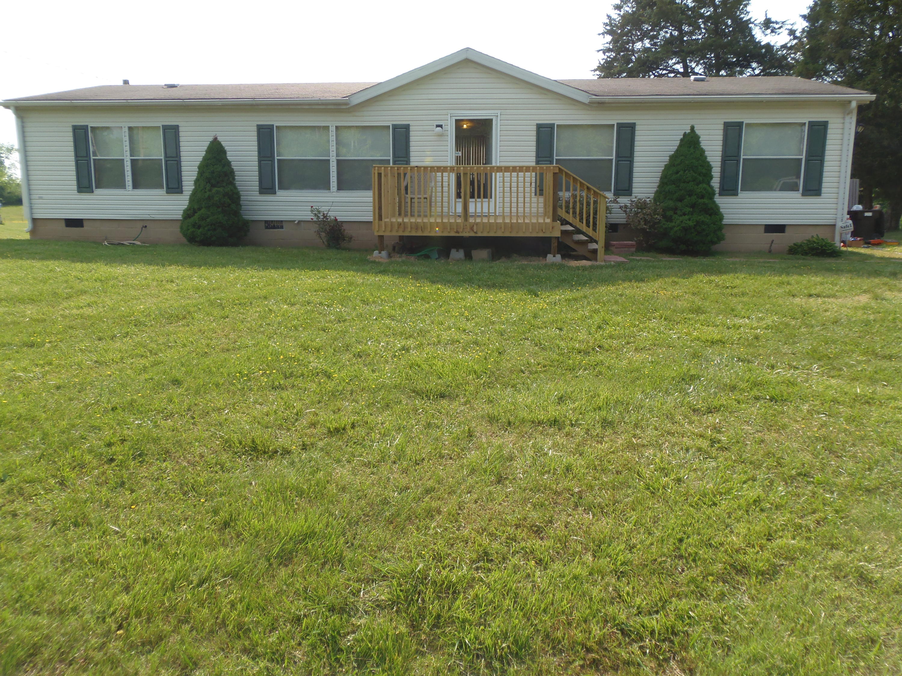 4776 Loudon Ridge Road Lenoir City, TN 37771 - Photo 1 of 21 P1010020