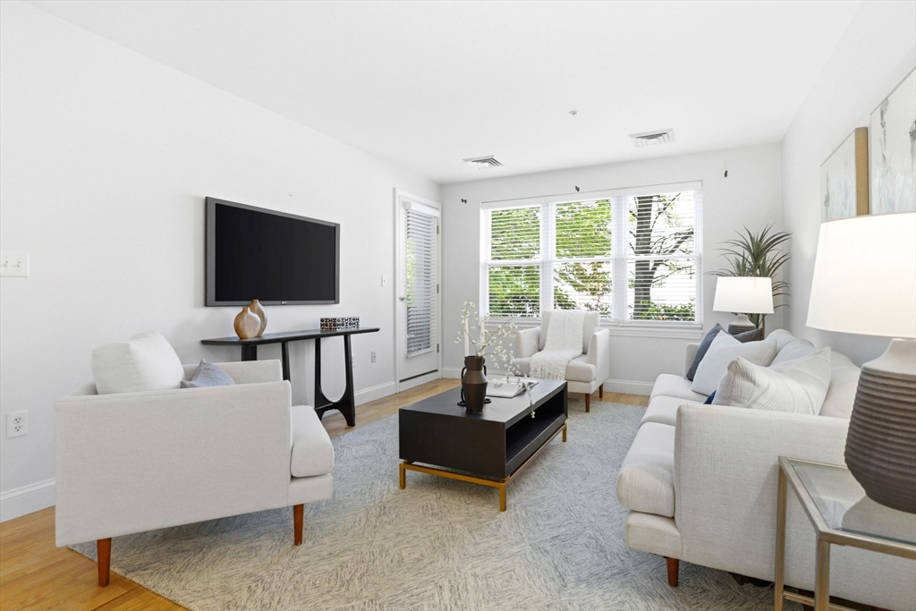 318 Rindge Avenue, Unit 103 Cambridge, MA 02140 - Photo 5 of 21