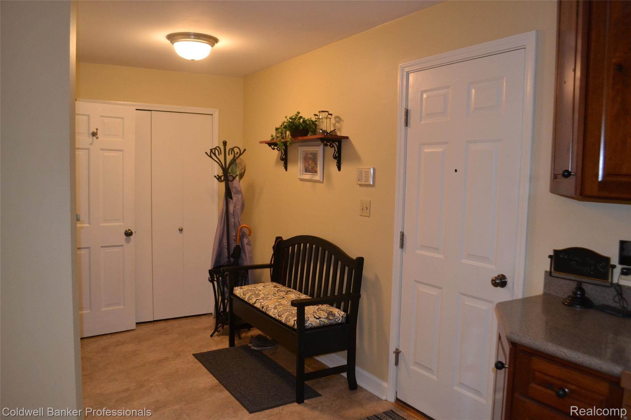 2895 Clark Road Lapeer, MI 48446 - Photo 41 of 59 DSC_0203.JPG
