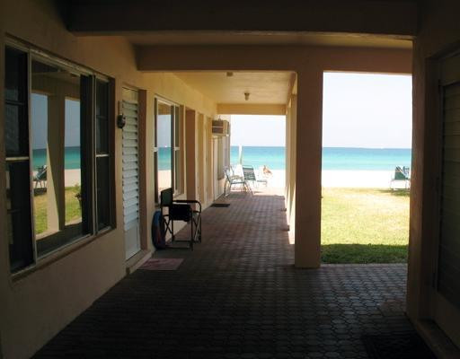 1504 South Surf Road, Unit 4 Hollywood, FL 33019 - Photo 9 of 10 Exterior Front