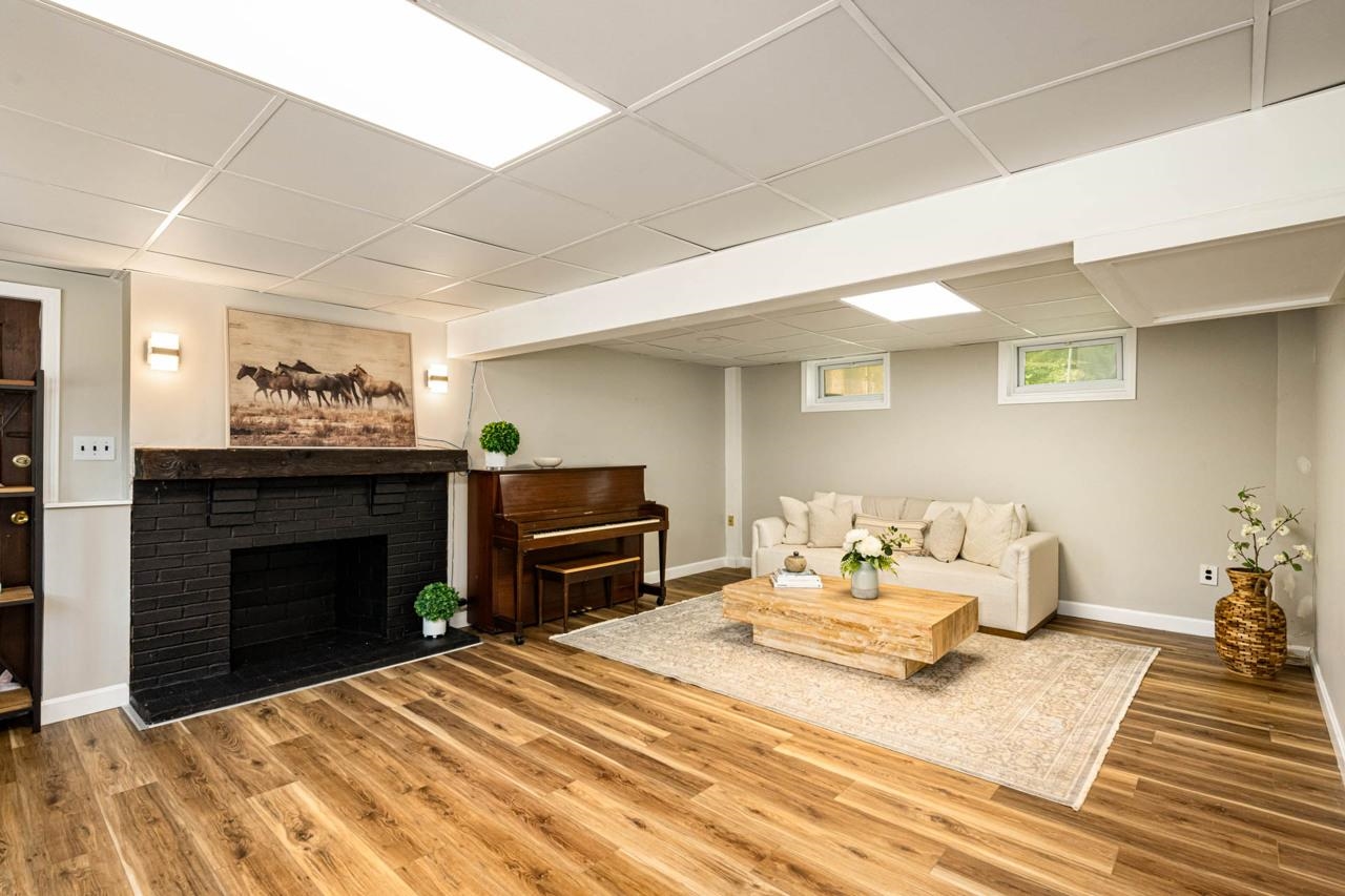 14 Scenic Drive Derry, NH 03038 - Photo 12 of 22