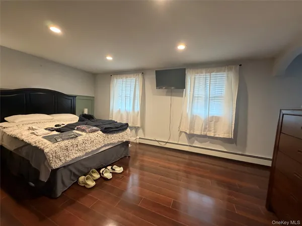 $4,600 | Undisclosed Address, Centereach, NY 11720