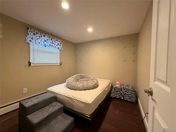 $4,600 | Undisclosed Address, Centereach, NY 11720