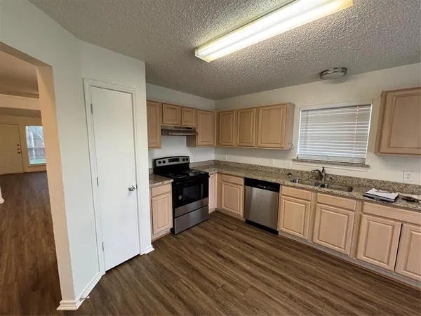 $260,000 | 4117 Appleyard Drive, Fort Worth, TX 76137