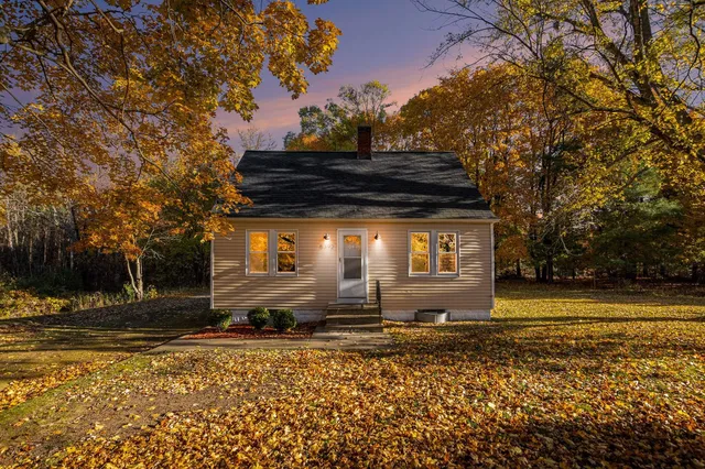 $199,900 | 8392 Evanston Avenue, Ravenna, MI 49451