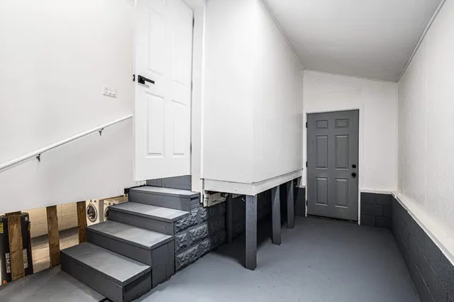 $199,900 | 8392 Evanston Avenue, Ravenna, MI 49451