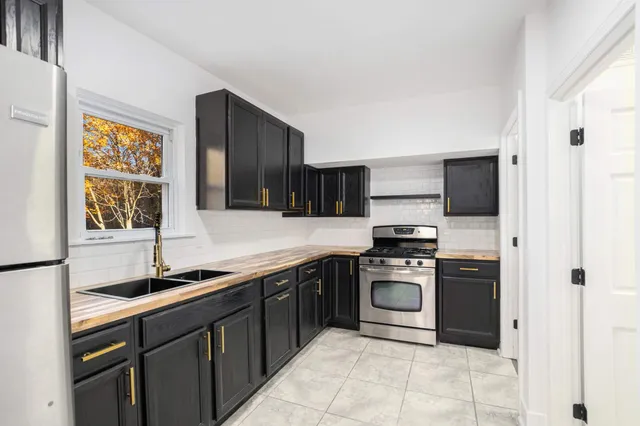 $199,900 | 8392 Evanston Avenue, Ravenna, MI 49451