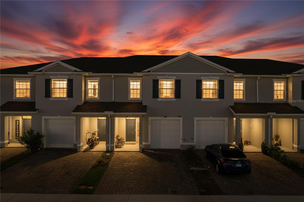 1359 Isleta Loop Kissimmee, FL 34741 - Photo 44 of 57 a front view of a house