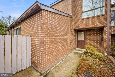 $275,000 | 23 Saddle Court, Unit G, Pikesville, MD 21208