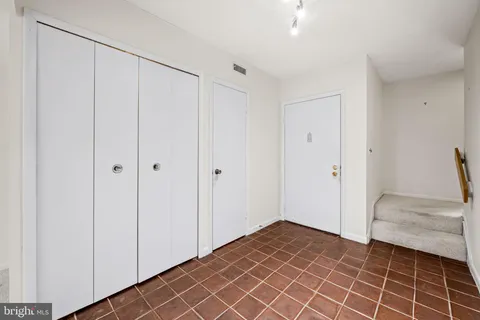 $275,000 | 23 Saddle Court, Unit G, Pikesville, MD 21208