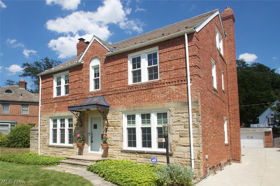 3561 Sutherland Road Shaker Heights, OH 44122 - Photo 1 of 29 Gallery Image 1