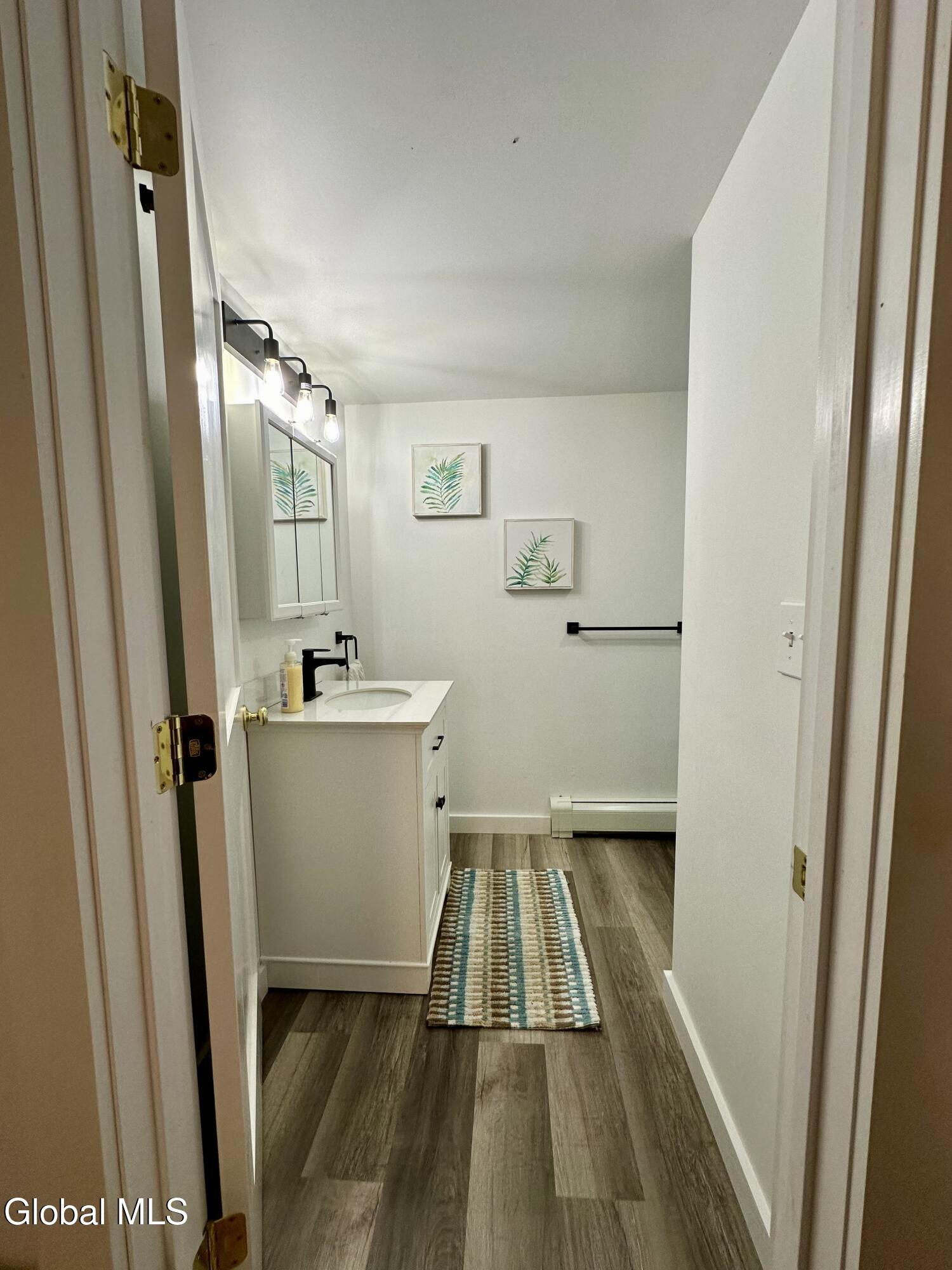 116 Tipple Road Ghent, NY 12534 - Photo 18 of 32 Primary bathroom