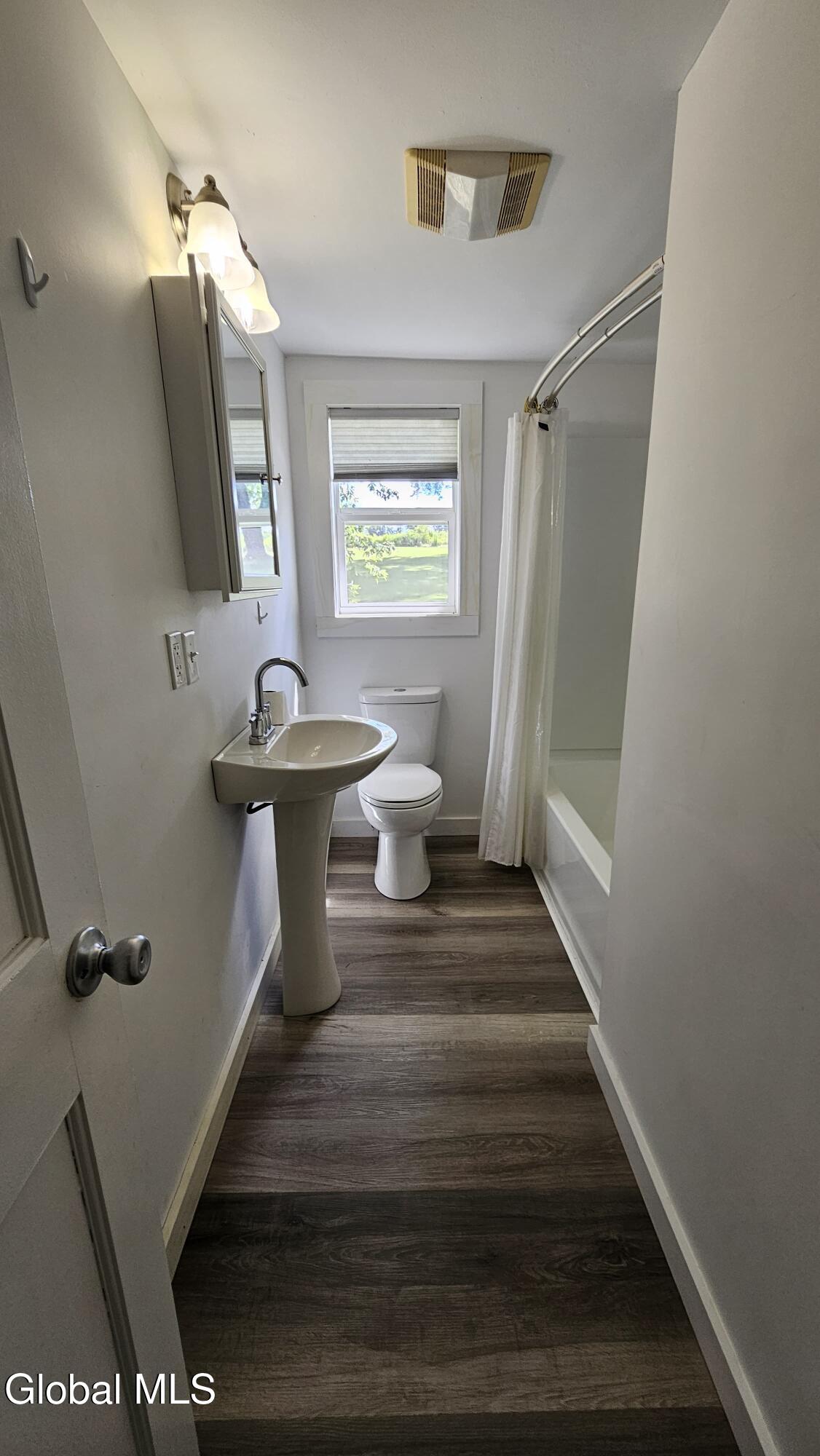 116 Tipple Road Ghent, NY 12534 - Photo 21 of 32 Second bathroom