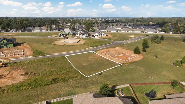 $125,000 | 1353 North Dunmore Circle, Nixa, MO 65714
