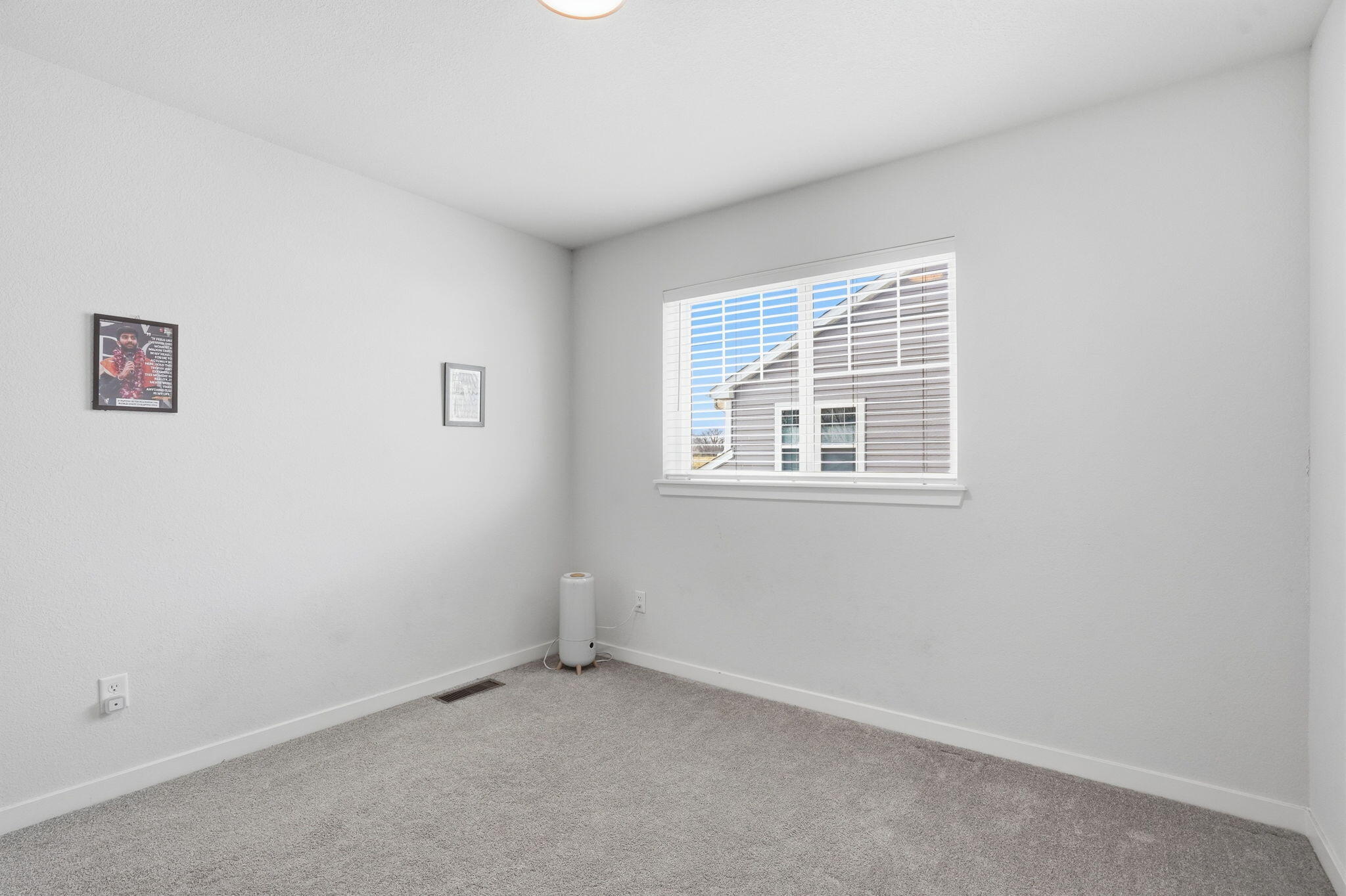 547 Wild Oak Road Hartland, WI 53029 - Photo 29 of 41 35-web-or-mls-35-547WildOakRd00086