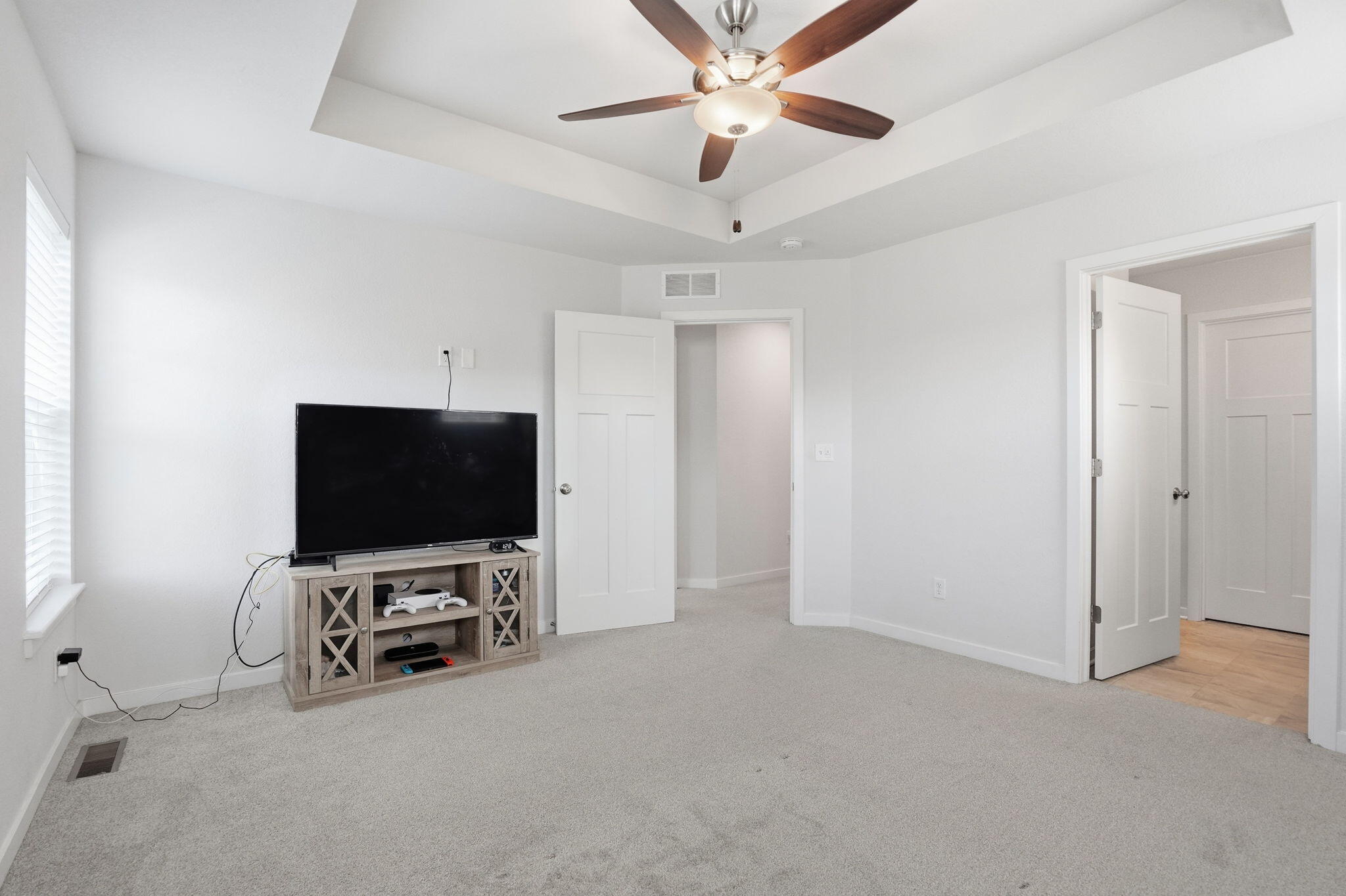 547 Wild Oak Road Hartland, WI 53029 - Photo 32 of 41 38-web-or-mls-38-547WildOakRd00095