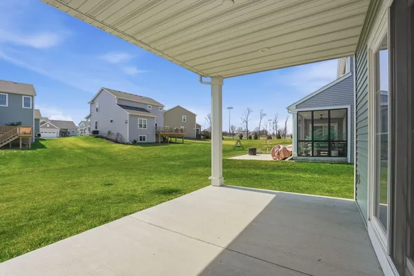 $539,900 | 547 Wild Oak Road, Hartland, WI 53029