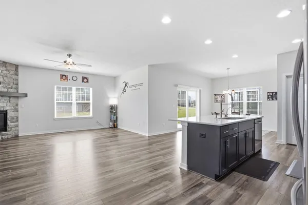 $539,900 | 547 Wild Oak Road, Hartland, WI 53029