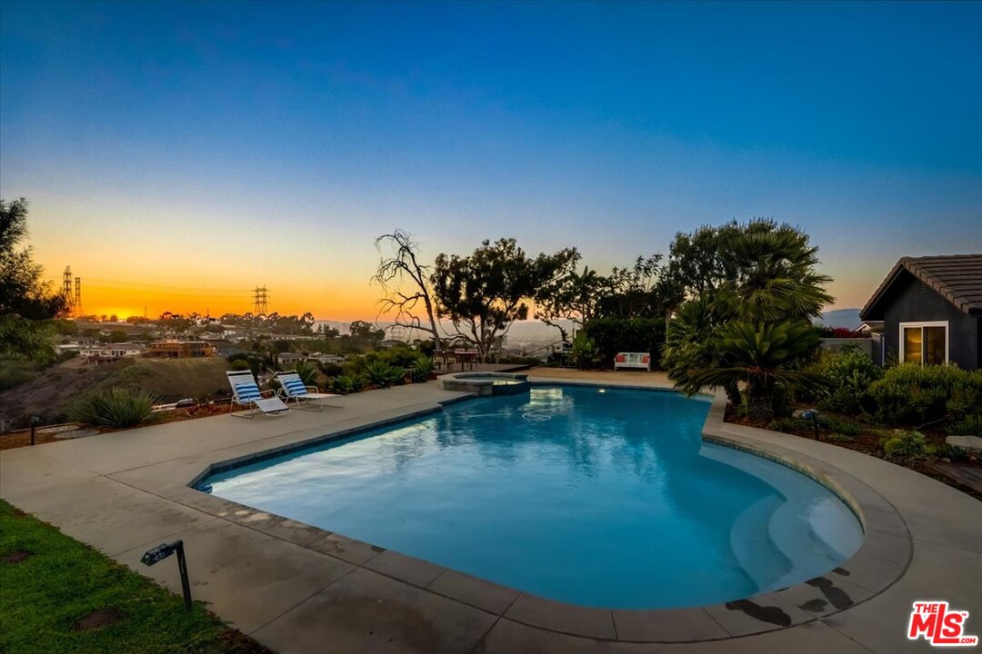 4125 Punta Alta Drive Los Angeles, CA 90008 - Photo 27 of 37