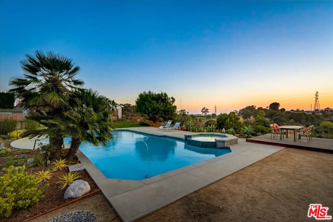 4125 Punta Alta Drive Los Angeles, CA 90008 - Photo 28 of 37