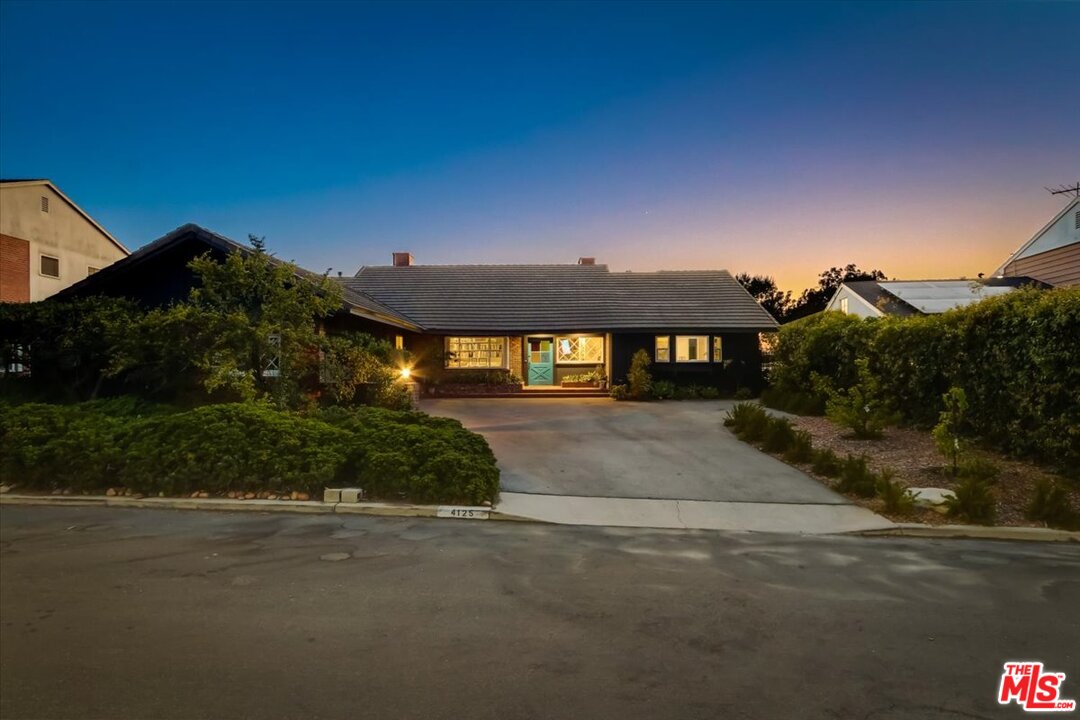 4125 Punta Alta Drive Los Angeles, CA 90008 - Photo 10 of 37