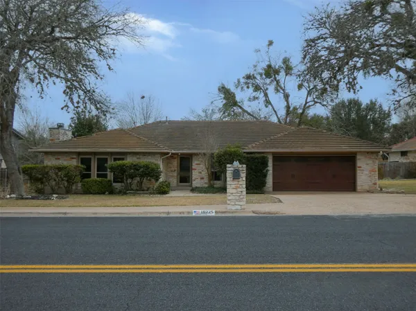 $522,500 | 10225 Pinehurst Drive, Austin, TX 78747