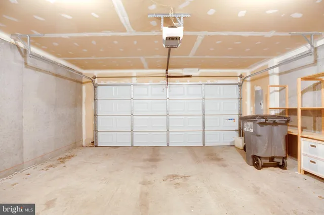 $2,950 | 5322 Cupids Dart Drive, Centreville, VA 20120