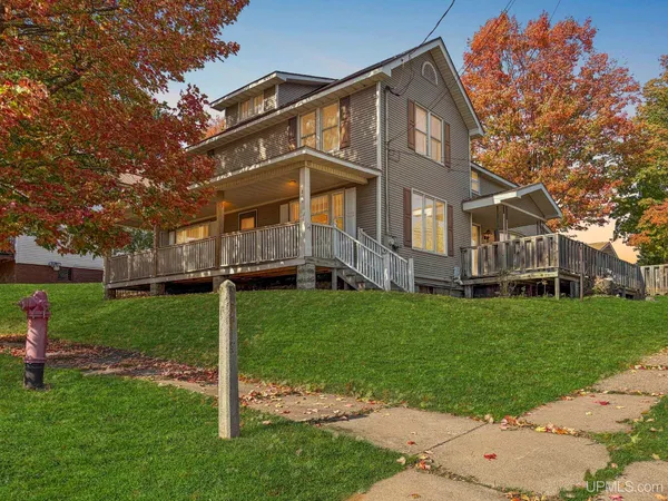 $165,000 | 200 West Fleshiem Street, Iron Mountain, MI 49801