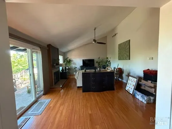 $734,000 | 28 Elan Way, Napa, CA 94559