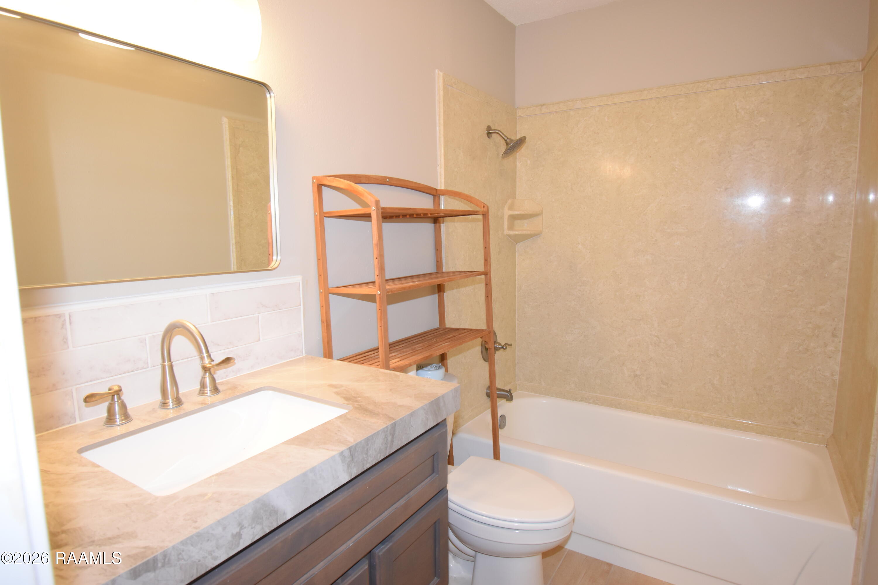 701 South College Road, Unit 110 Lafayette, LA 70503 - Photo 14 of 14 DSC_0014