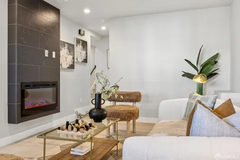 $1,388,000 | 89 Naples Street, San Francisco, CA 94112