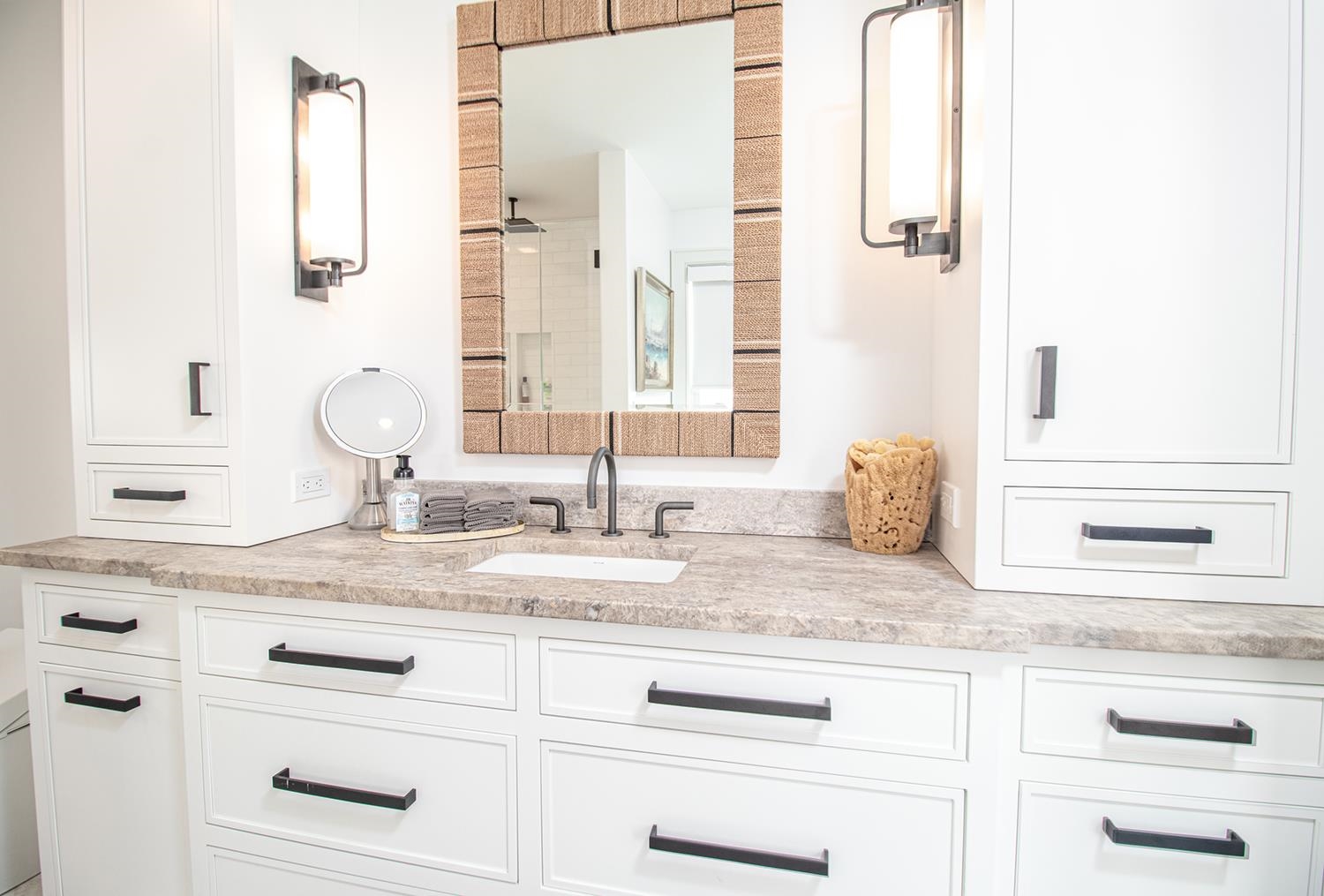 7708 Sunset Drive Avalon, NJ 08202 - Photo 26 of 37 a bathroom with a granite countertop sink and a mirror