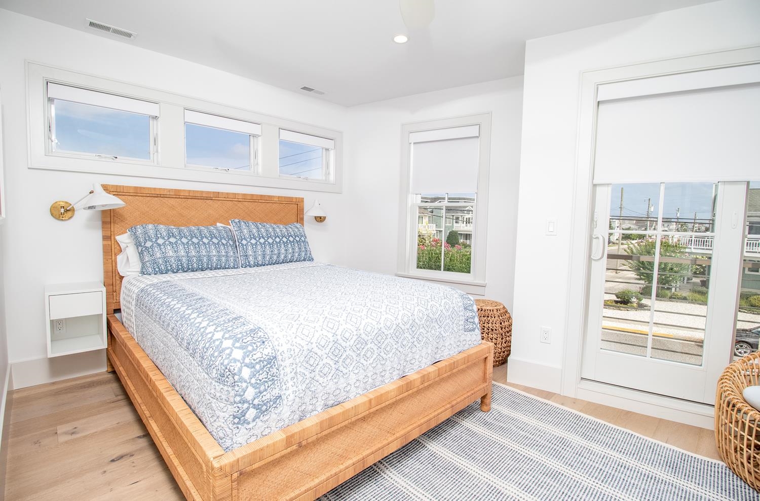 7708 Sunset Drive Avalon, NJ 08202 - Photo 31 of 37 a bedroom with a bed and window