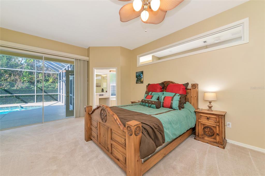 4726 Old Farm Road Sarasota, FL 34233 - Photo 15 of 39