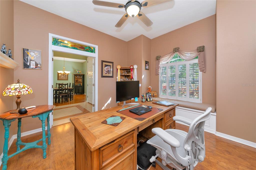 4726 Old Farm Road Sarasota, FL 34233 - Photo 22 of 39