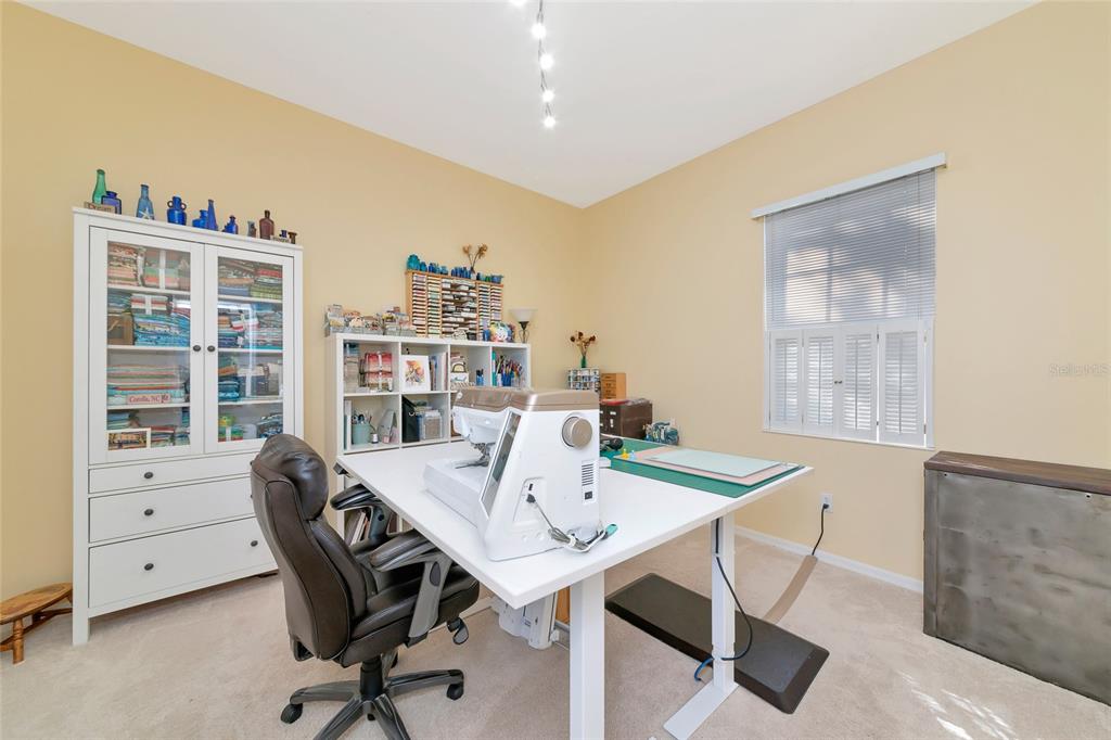 4726 Old Farm Road Sarasota, FL 34233 - Photo 28 of 39