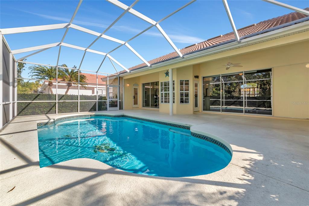 4726 Old Farm Road Sarasota, FL 34233 - Photo 33 of 39