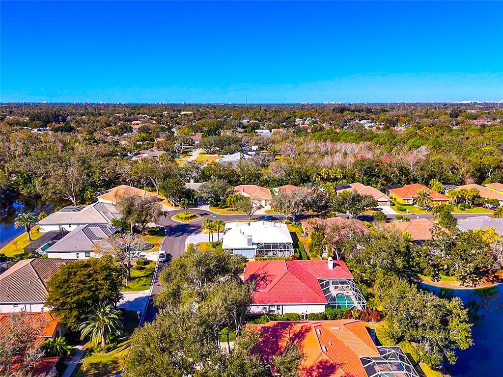 4726 Old Farm Road Sarasota, FL 34233 - Photo 37 of 39