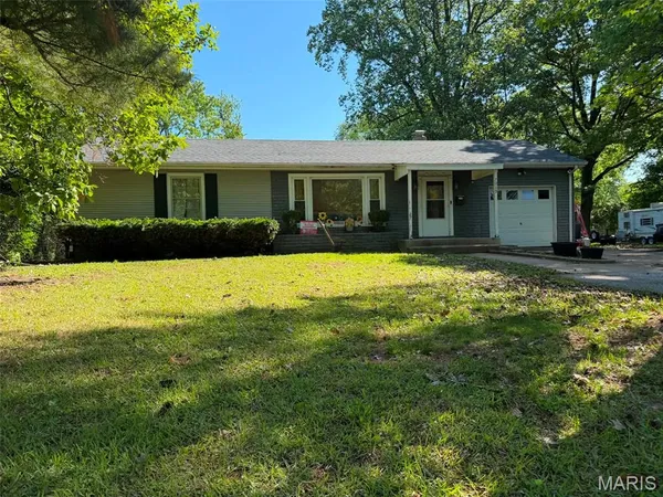 $185,000 | 7019 West B Street, Belleville, IL 62223