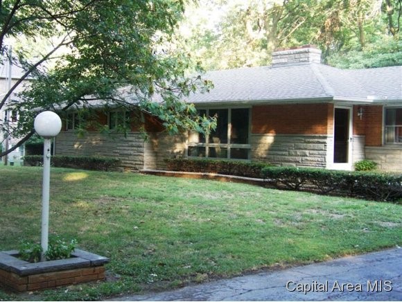 22 West Fairview Lane Springfield, IL 62711 - Photo 2 of 24
