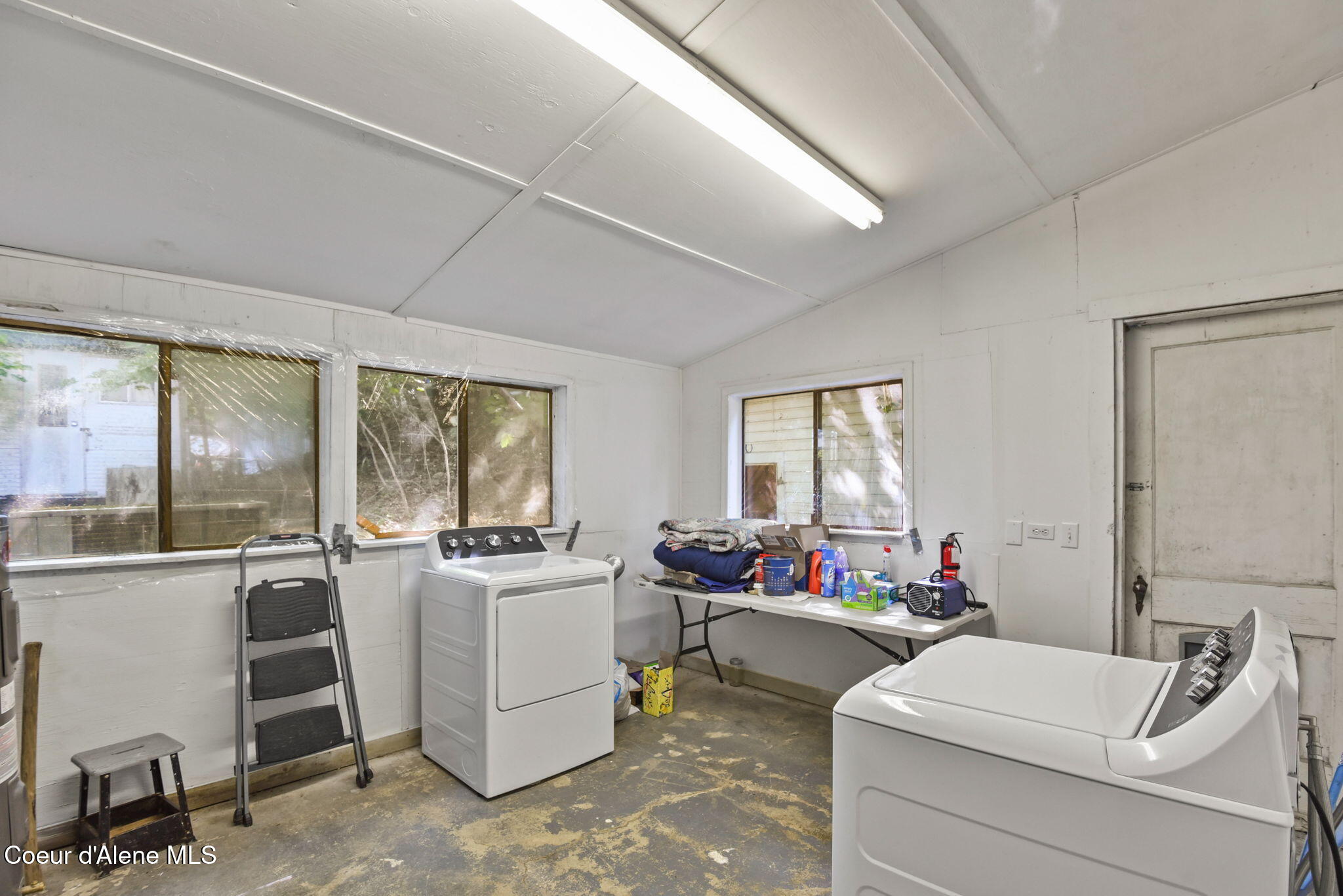 108 Lincoln Street Harrison, ID 83833 - Photo 19 of 24 19-web-or-mls-Laundry