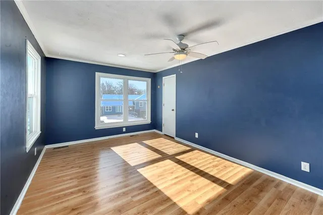 $399,900 | 1960 East Jamestown Drive, Olathe, KS 66062