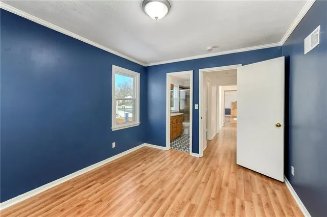 $399,900 | 1960 East Jamestown Drive, Olathe, KS 66062