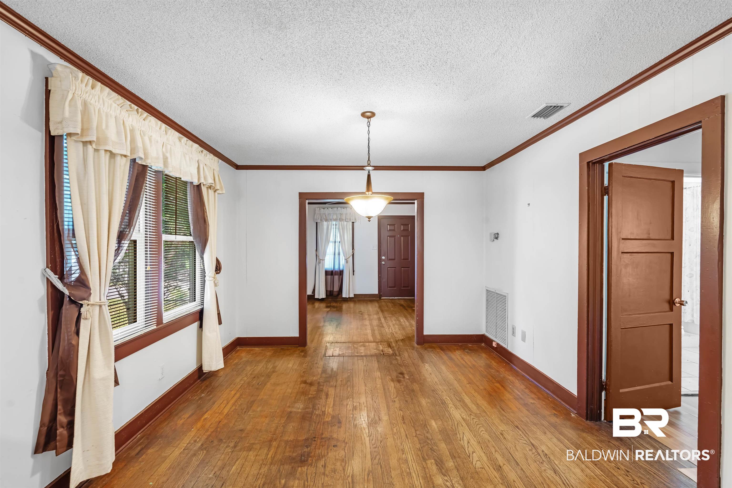 2201 Osage Street Mobile, AL 36617 - Photo 6 of 26