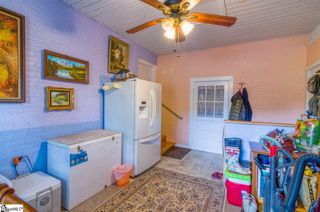205 Woodfield Road Belton, SC 29627 - Photo 22 of 36