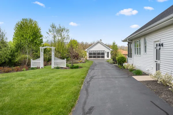 $498,900 | 8801 South Rood Road, Kingston, IL 60145