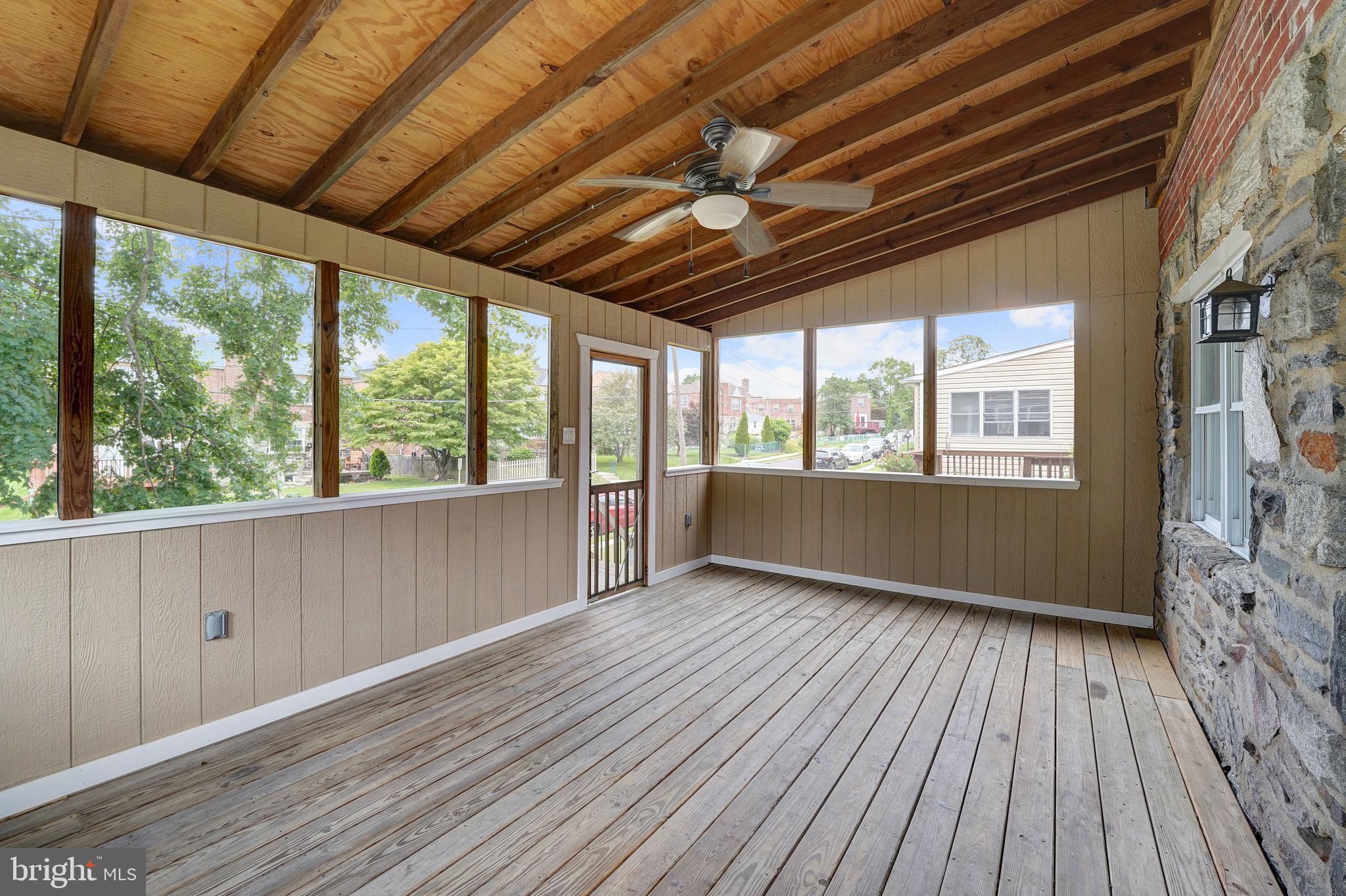 47 Greenhill Road Media, PA 19063 - Photo 4 of 26 Screened porch